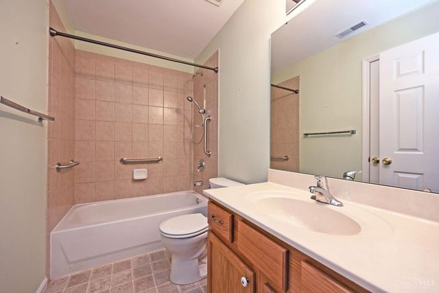 1090 Ridgepointe Drive, Union Twp, OH 45103