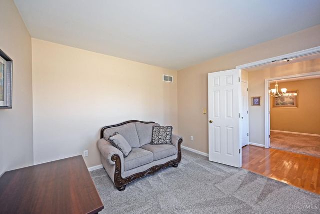 1090 Ridgepointe Drive, Union Twp, OH 45103