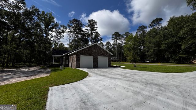3 Willow Pointe, Claxton, GA 30417