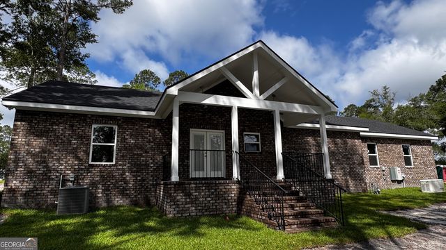 3 Willow Pointe, Claxton, GA 30417