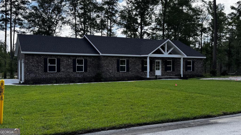 3 Willow Pointe, Claxton, GA 30417