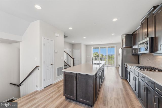 1049 HIGHPOINT TRL, Laurel, MD 20707