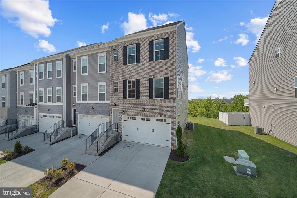 1049 HIGHPOINT TRL, Laurel, MD 20707