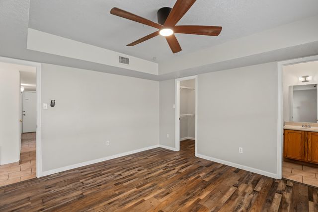 8408 Rancher Road SW, Albuquerque, NM 87121