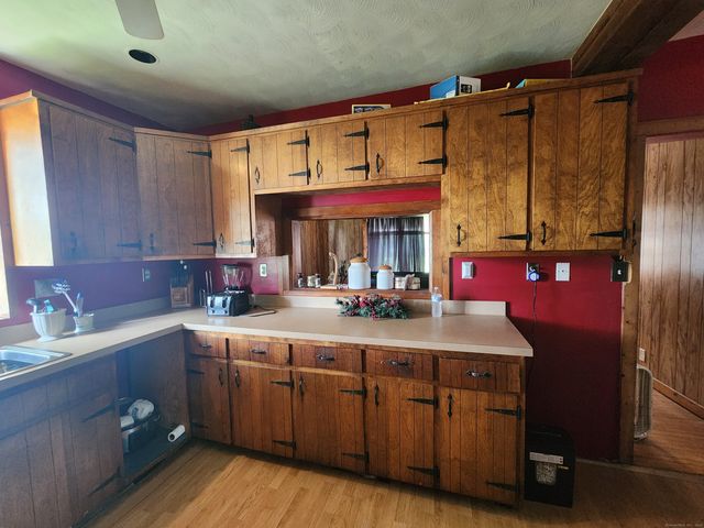 170 Westwood Avenue, Plainville, CT 06062