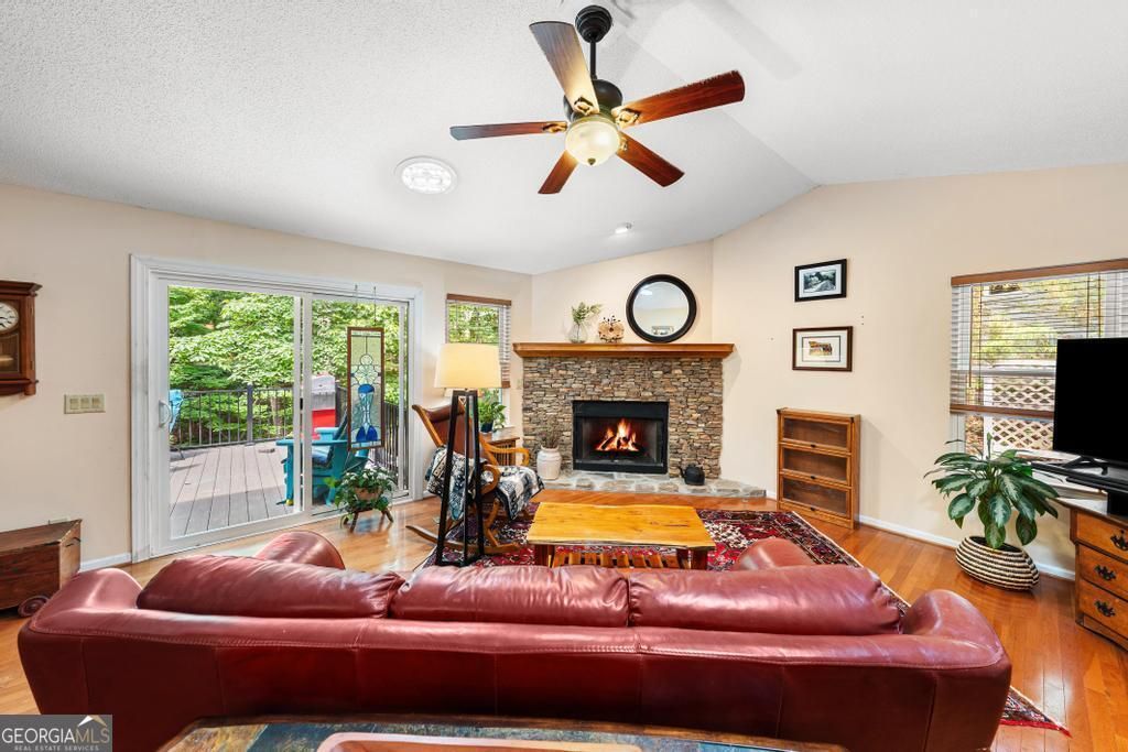 1303 South Arrowhead Drive, Westminster, SC 29693 — photo 3