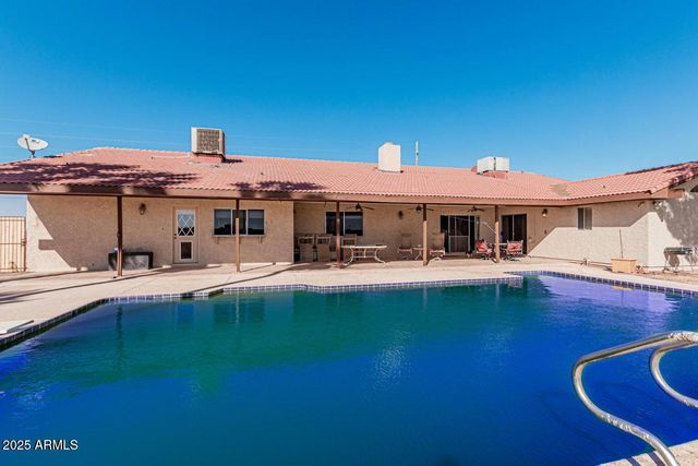 3279 E SELMA Highway, Casa Grande, AZ 85194