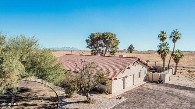 3279 E SELMA Highway, Casa Grande, AZ 85194