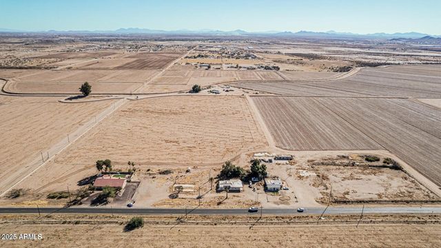 3279 E SELMA Highway, Casa Grande, AZ 85194