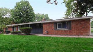 1239 Ashover Drive, Bloomfield Hills, MI 48304
