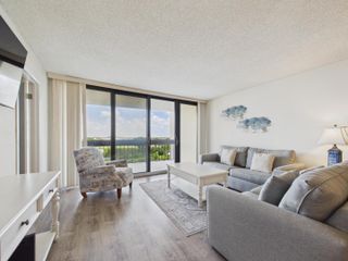 2400 PRESIDENTIAL Way 704, West Palm Beach, FL 33401