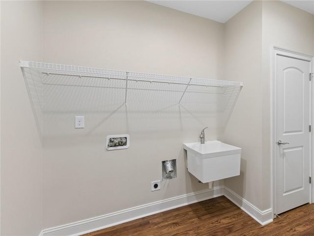 495 Rabbits Run, Fayetteville, GA 30214