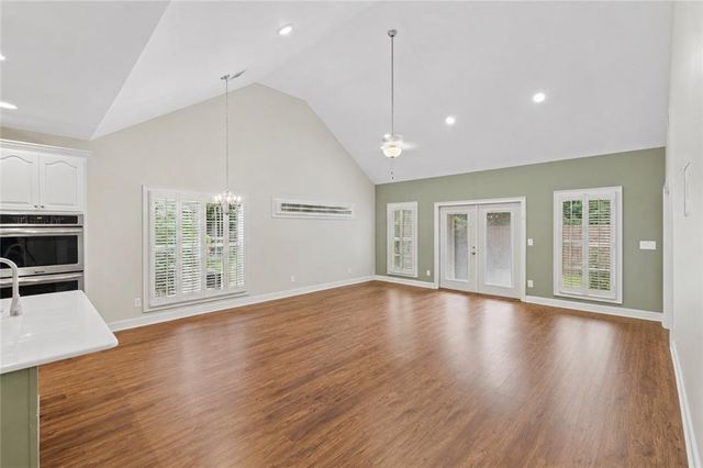 495 Rabbits Run, Fayetteville, GA 30214