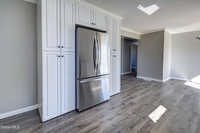 264 County Highway 154, Mayfield, NY 12078