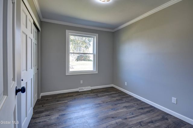 264 County Highway 154, Mayfield, NY 12078