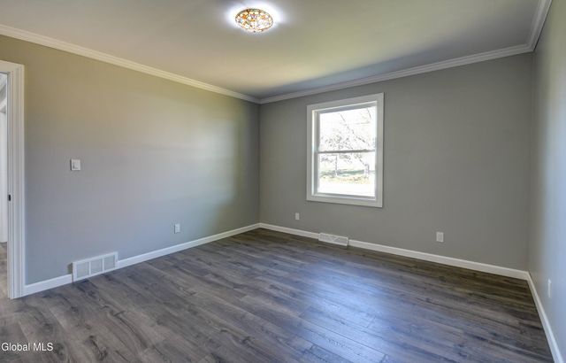 264 County Highway 154, Mayfield, NY 12078