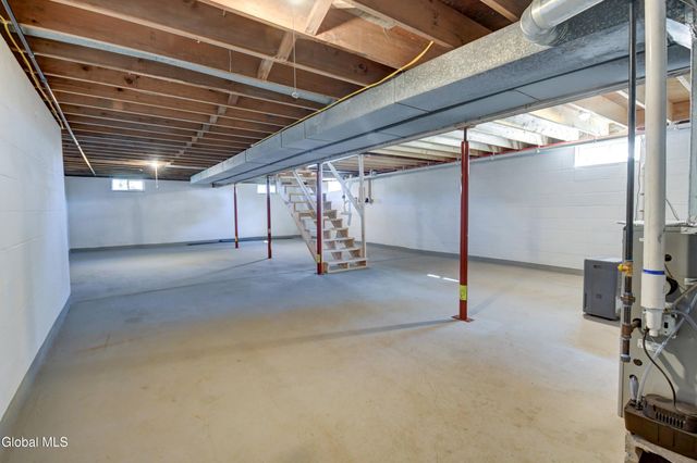 264 County Highway 154, Mayfield, NY 12078