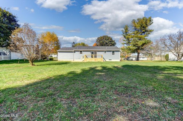 264 County Highway 154, Mayfield, NY 12078