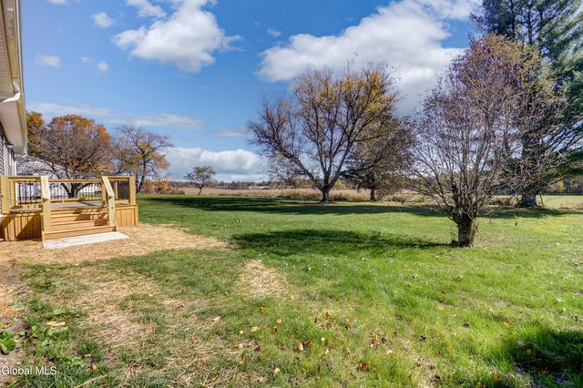 264 County Highway 154, Mayfield, NY 12078