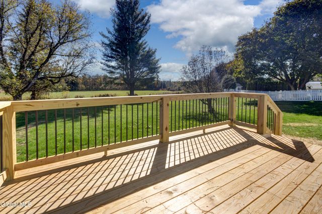 264 County Highway 154, Mayfield, NY 12078