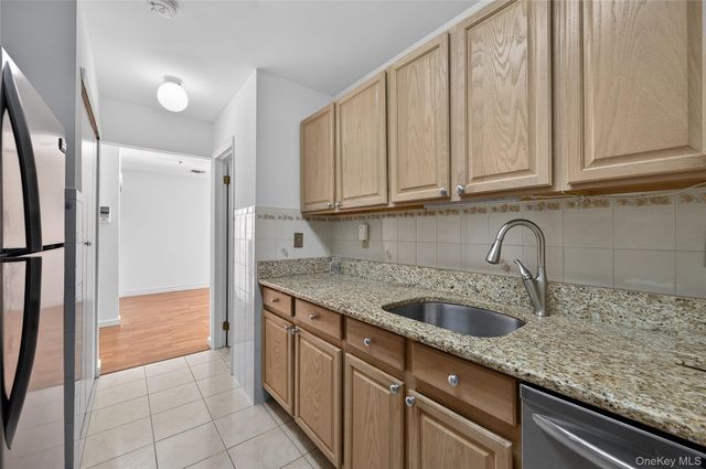 54 School Street 205, Westbury, NY 11590