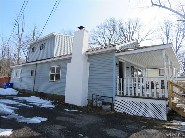5841 Lakeview Terrace, Hamburg, NY 14085