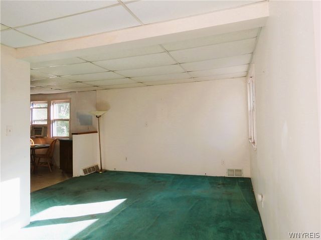 5841 Lakeview Terrace, Hamburg, NY 14085