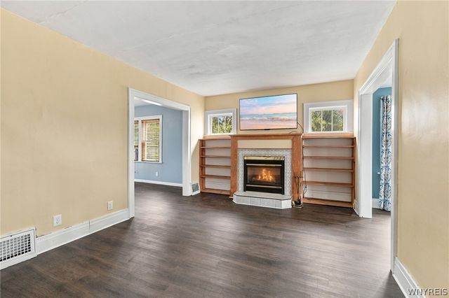 2624 Porter Road, Niagara Falls, NY 14305