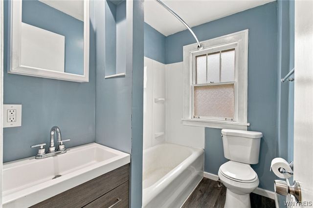 2624 Porter Road, Niagara Falls, NY 14305