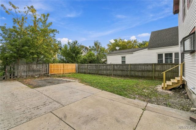 2624 Porter Road, Niagara Falls, NY 14305
