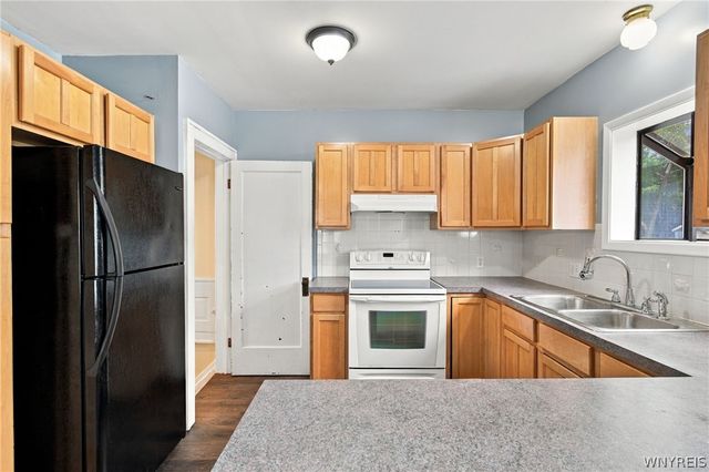 2624 Porter Road, Niagara Falls, NY 14305