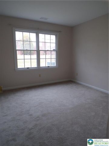 302 Windsor Place 302, Macungie Boro, PA 18062