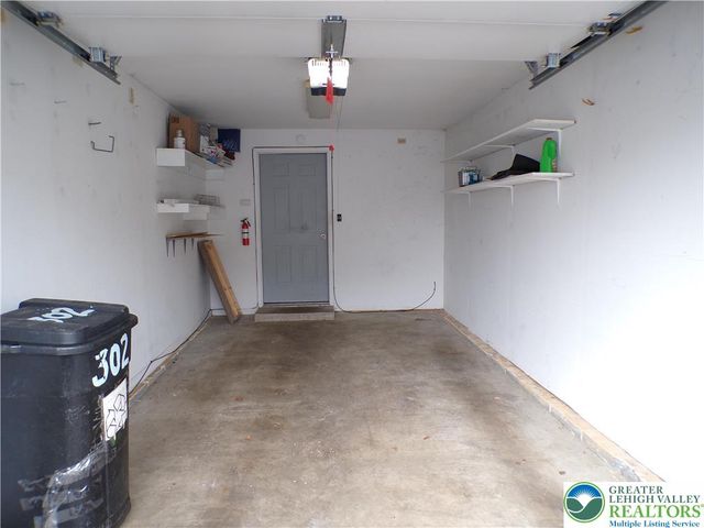 302 Windsor Place 302, Macungie Boro, PA 18062