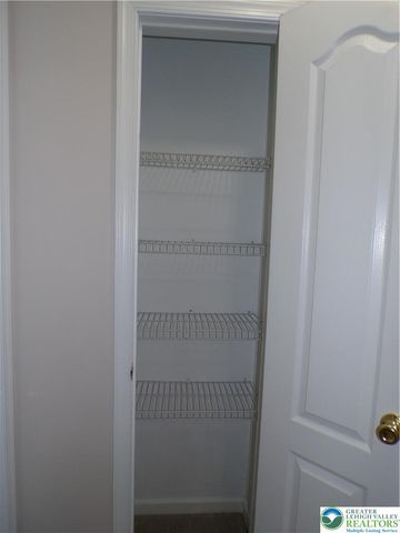 302 Windsor Place 302, Macungie Boro, PA 18062