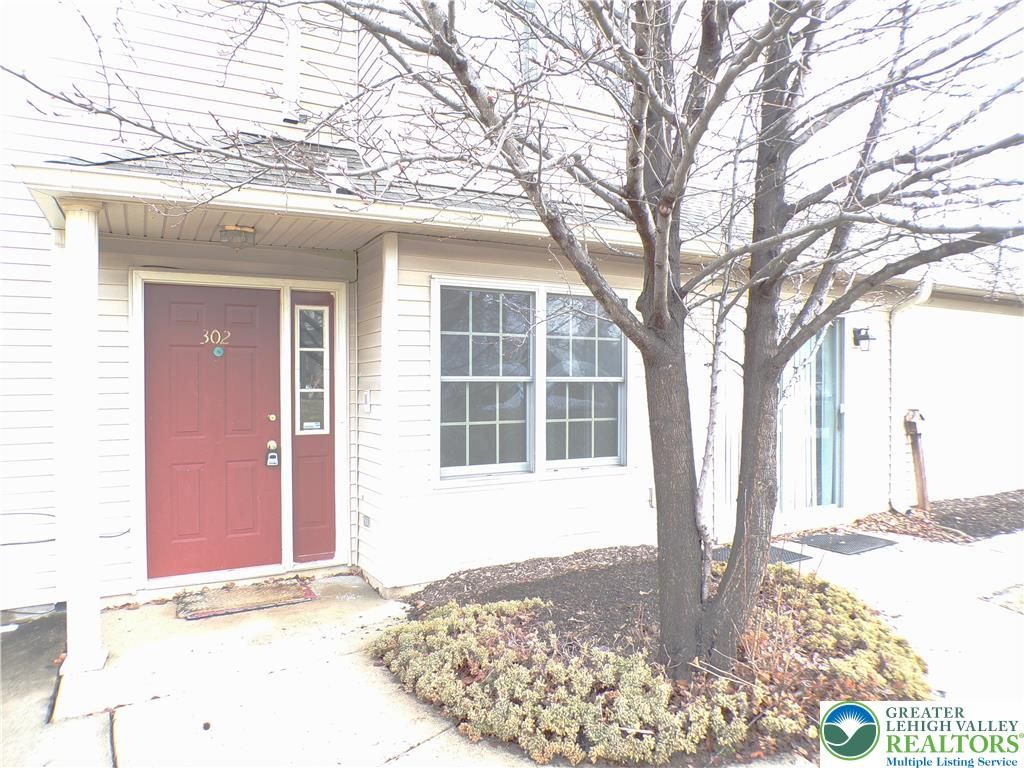 302 Windsor Place 302, Macungie Boro, PA 18062