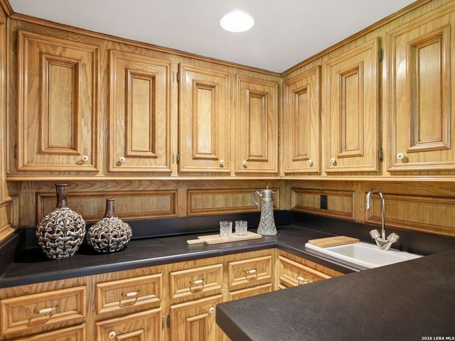 8512 Phoenix Avenue, Selma, TX 78154