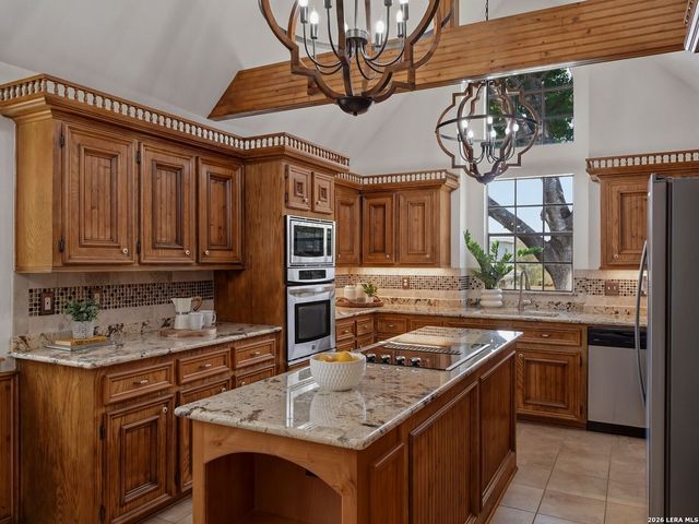 8512 Phoenix Avenue, Selma, TX 78154