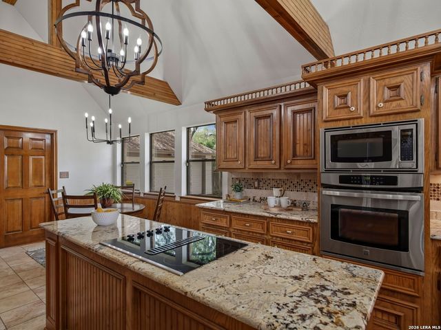 8512 Phoenix Avenue, Selma, TX 78154