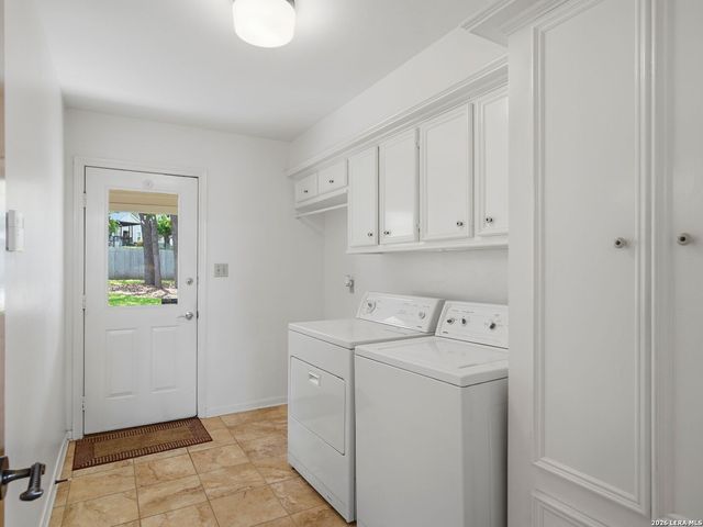 8512 Phoenix Avenue, Selma, TX 78154