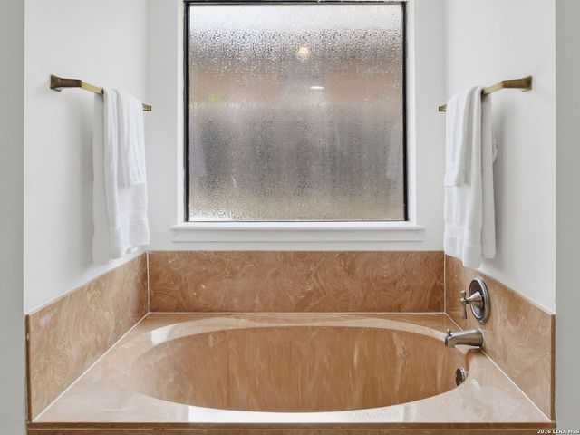 8512 Phoenix Avenue, Selma, TX 78154