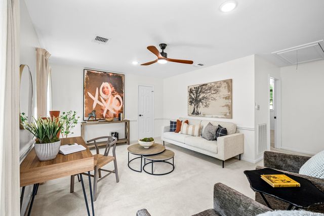 8512 Phoenix Avenue, Selma, TX 78154