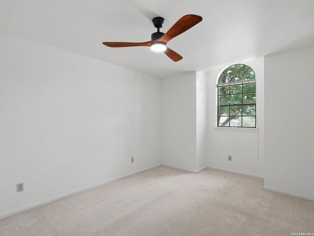 8512 Phoenix Avenue, Selma, TX 78154