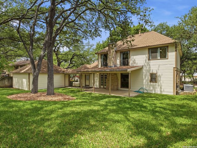 8512 Phoenix Avenue, Selma, TX 78154