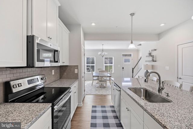 500 TURNSTONE CT, Essex, MD 21221