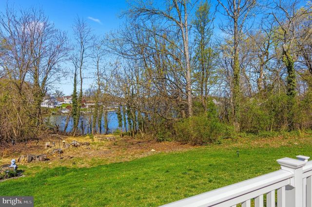 500 TURNSTONE CT, Essex, MD 21221