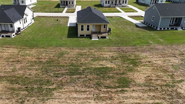 606 Jean Charles Boulevard, Gray, LA 70359