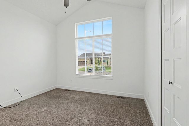 3817 N Estancia, Wichita, KS 67205