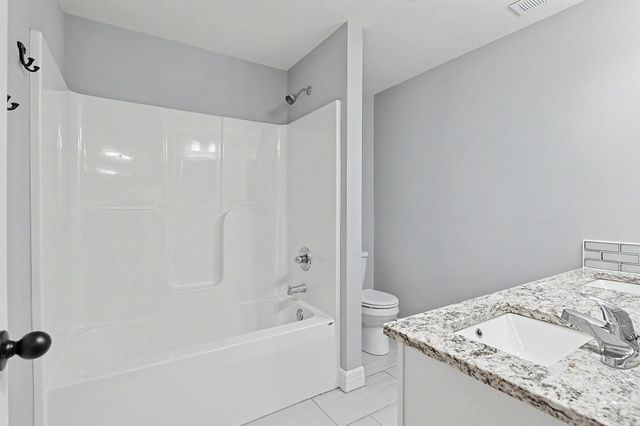 3817 N Estancia, Wichita, KS 67205