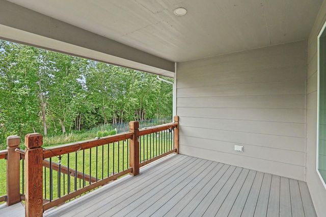 3817 N Estancia, Wichita, KS 67205