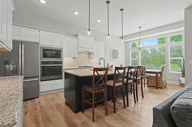 3817 N Estancia, Wichita, KS 67205